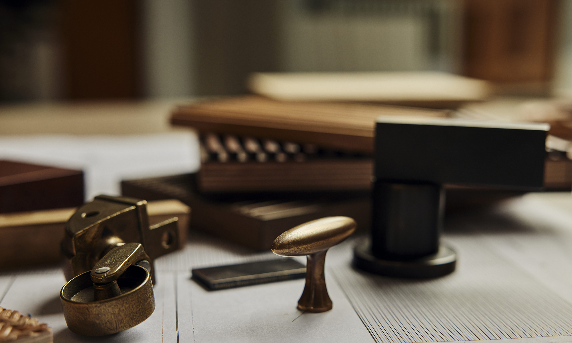 Materials expertise at William Garvey extends beyond timber to metal, carbon fibre, glass, leather and more. Bespoke furniture maker designer